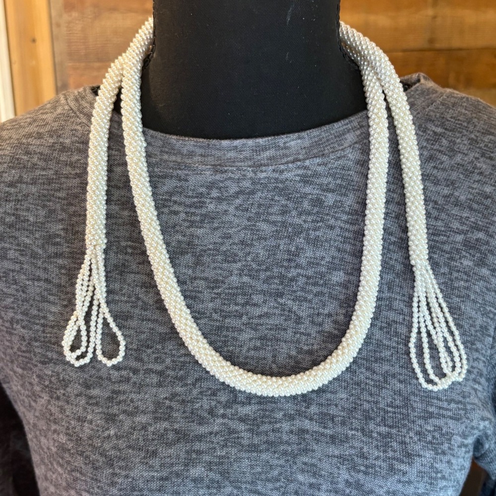 Vintage‎ Twisted Seed Pearl Rope Necklace White Lariat Tassel Sautoir
